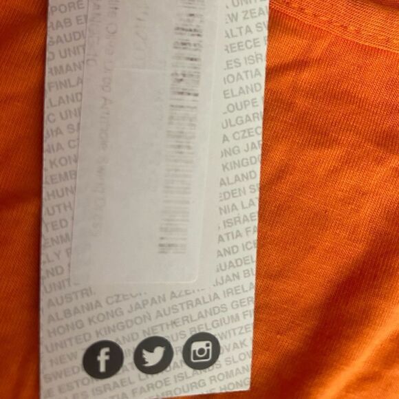 Boohoo T-Shirt Dress   - Picture 10 of 12